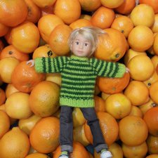 Миша Kruselings в поиске аксессуаров