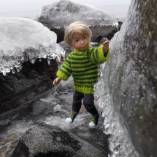 Над седой равниной моря