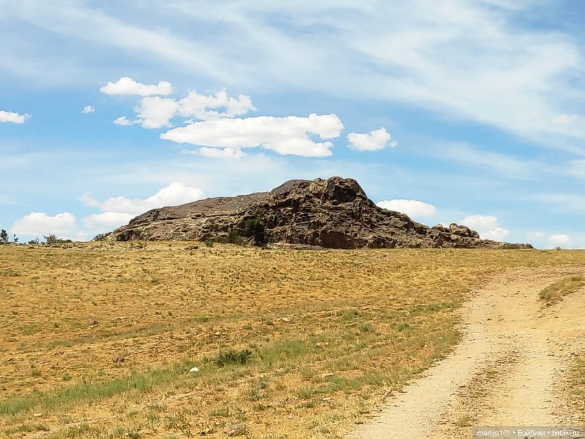 Девочка и волк — Куклы Nines d'Onil (Нинес): Миа (Mia)