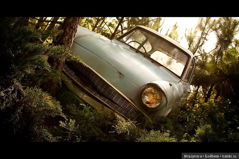 Car harry. Фордик Англия Гарри Поттер. Ford Anglia из Гарри Поттера. Форд Англия Гарри Поттер и Тайная комната. Форд Англия гремучая Ива.