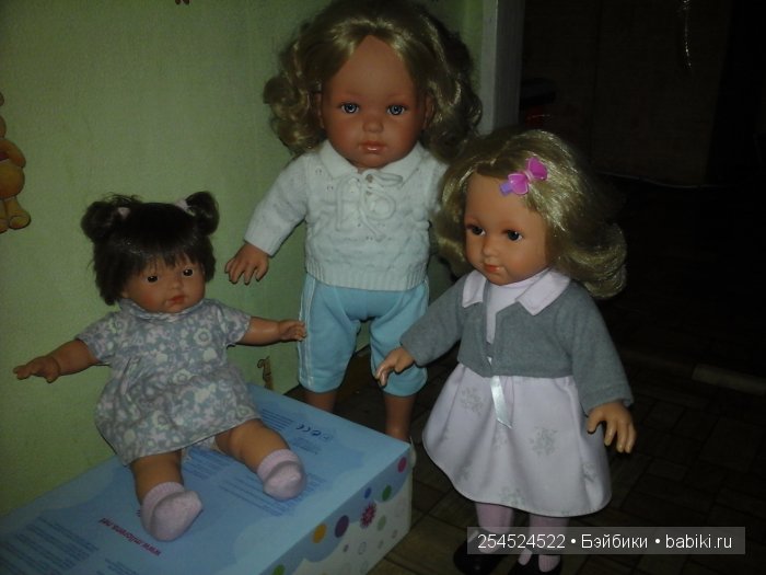 Три девицы... пока не под окном... и даже не на окне, а в тайнике | Бэйбики Три девицы... пока не под окном... и даже не на окне, а в тайнике