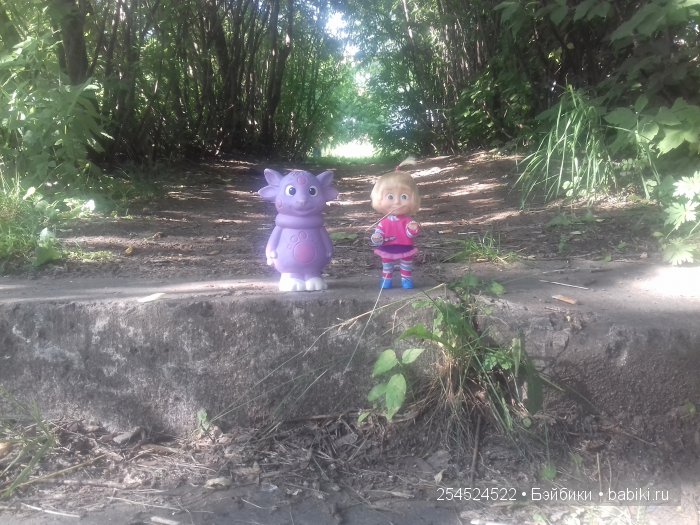 Один день из жизни Маши — Куклы Маша и Медведь (Simba): Маша в кармашке