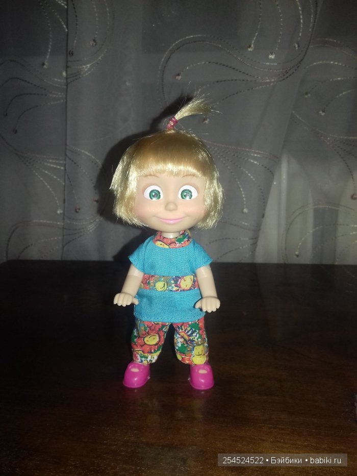 Один день из жизни Маши — Куклы Маша и Медведь (Simba): Маша в кармашке