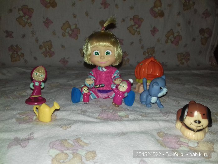 Один день из жизни Маши — Куклы Маша и Медведь (Simba): Маша в кармашке (фото 4)