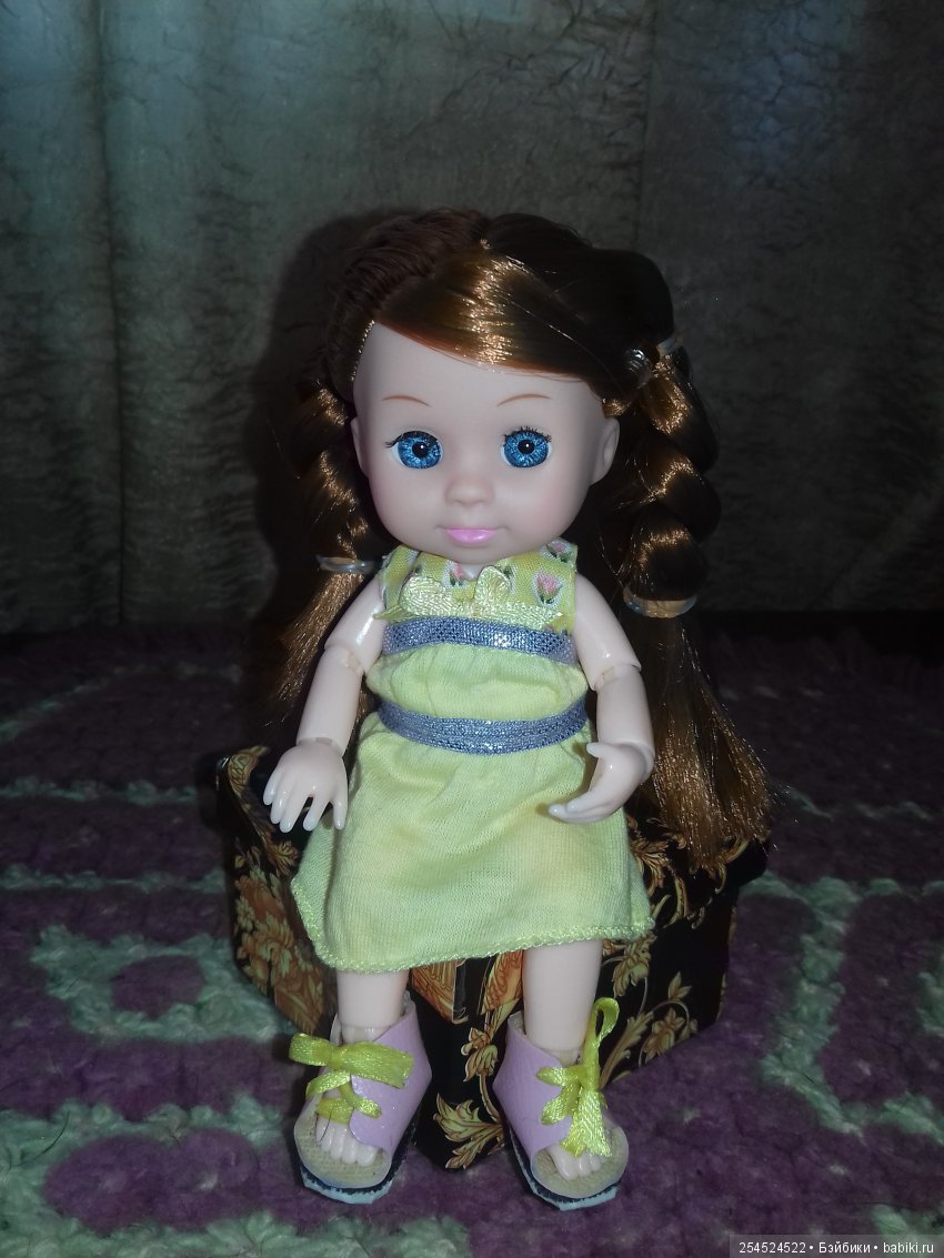 А у меня новая куколка!!! 70-ая! Юбилейная