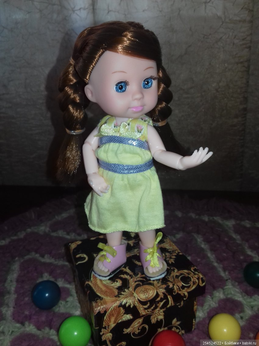 А у меня новая куколка!!! 70-ая! Юбилейная