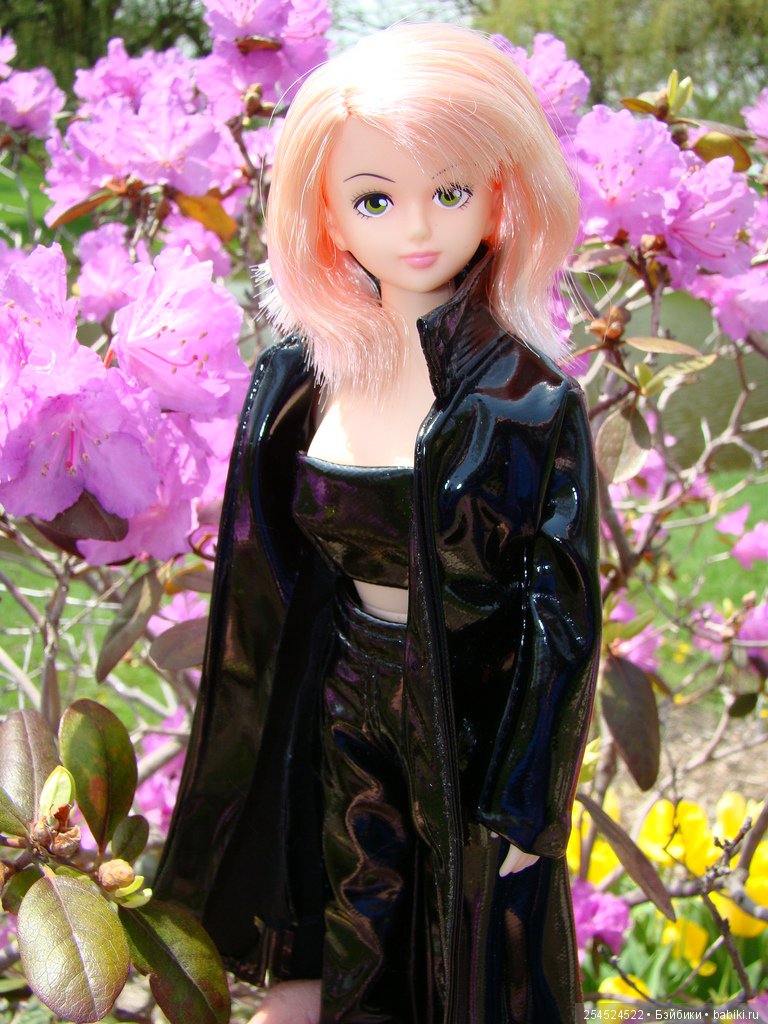 Харуко Харакура от Такара. Героиня анимэ 16+