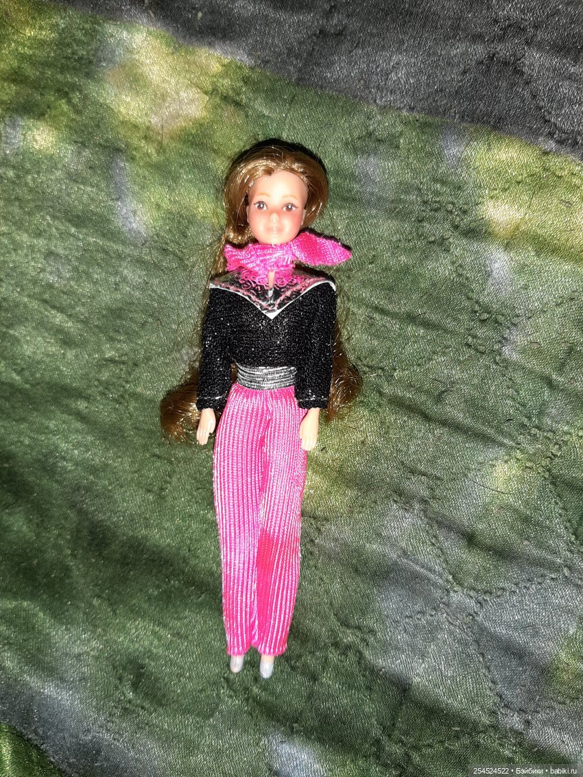 Итоги года — Домашние коллекции кукол: фото собраний