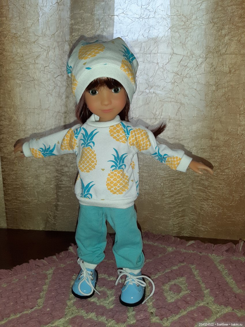 Еще одна Руби Ред. Сидни — Куклы Ruby Red (Руби Ред) Fashion Friends: Siblies