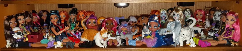 Принцессы Диснея превратилась в Зомби