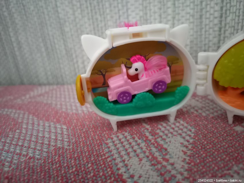 Polly pocket. Новая серия брелоков с животными