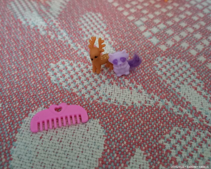 Polly pocket. Новая серия брелоков с животными