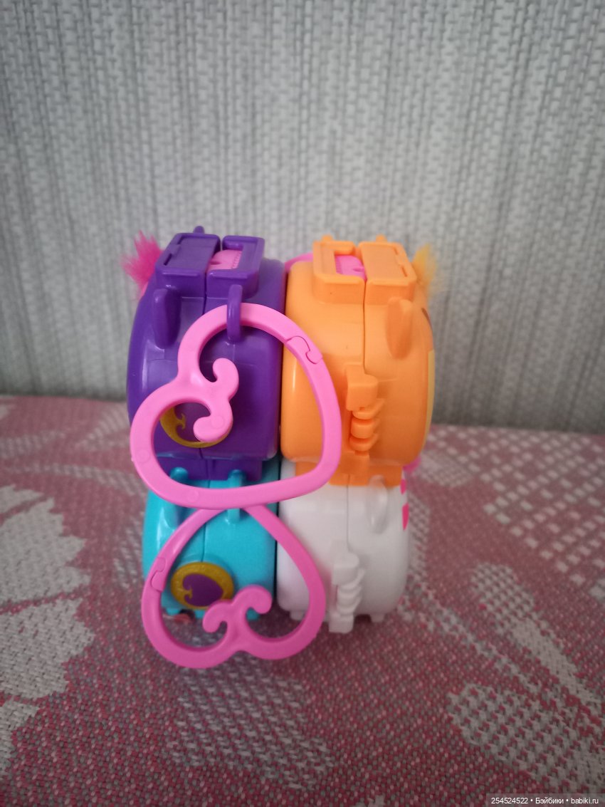 Polly pocket. Новая серия брелоков с животными