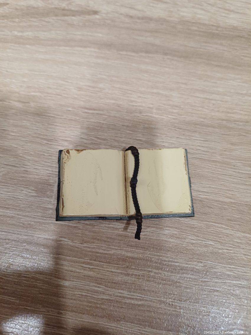 Мой новый житель - скелет Грим