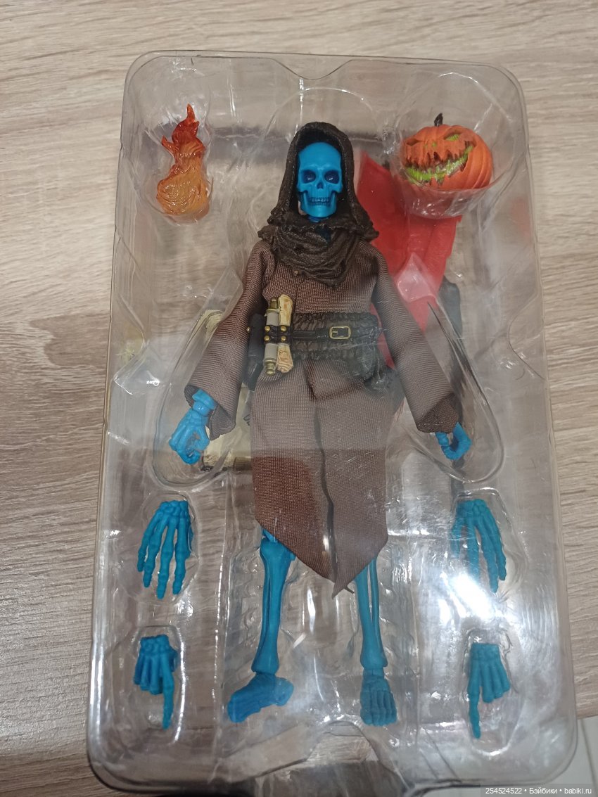 Мой новый житель - скелет Грим (фото 4)