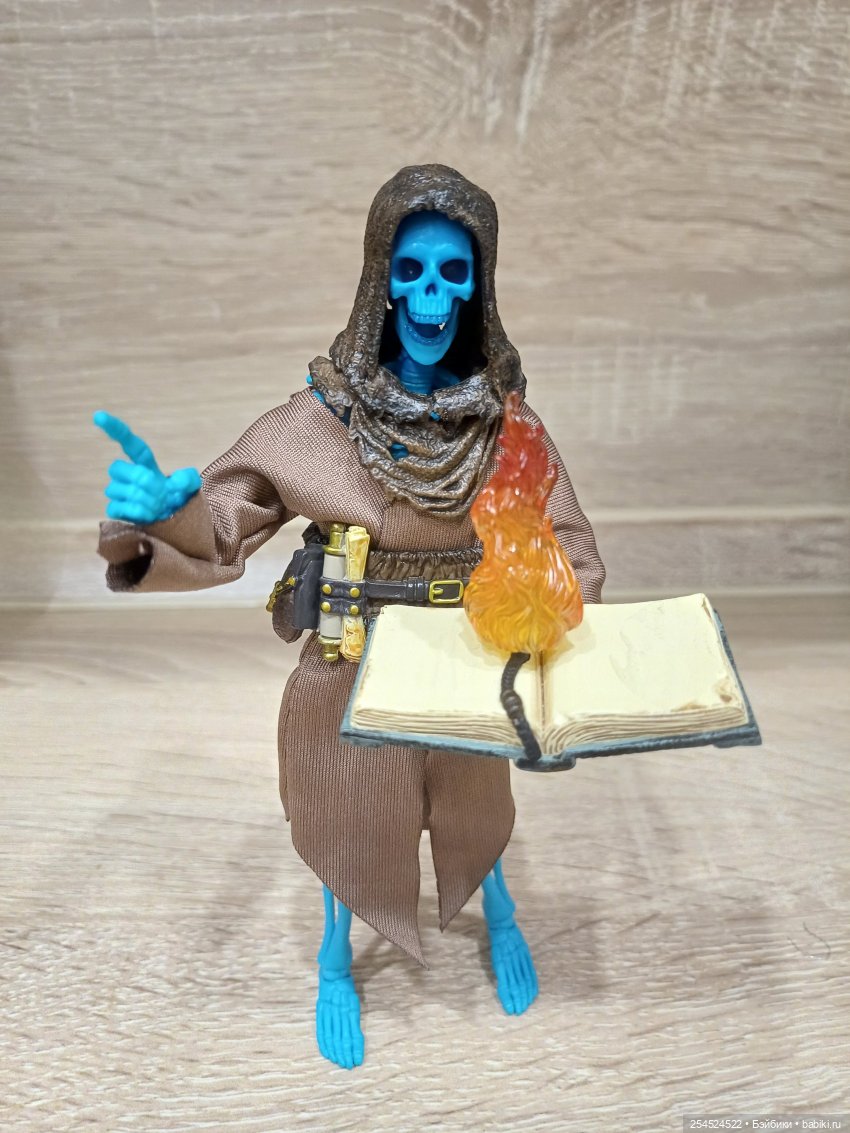 Мой новый житель - скелет Грим