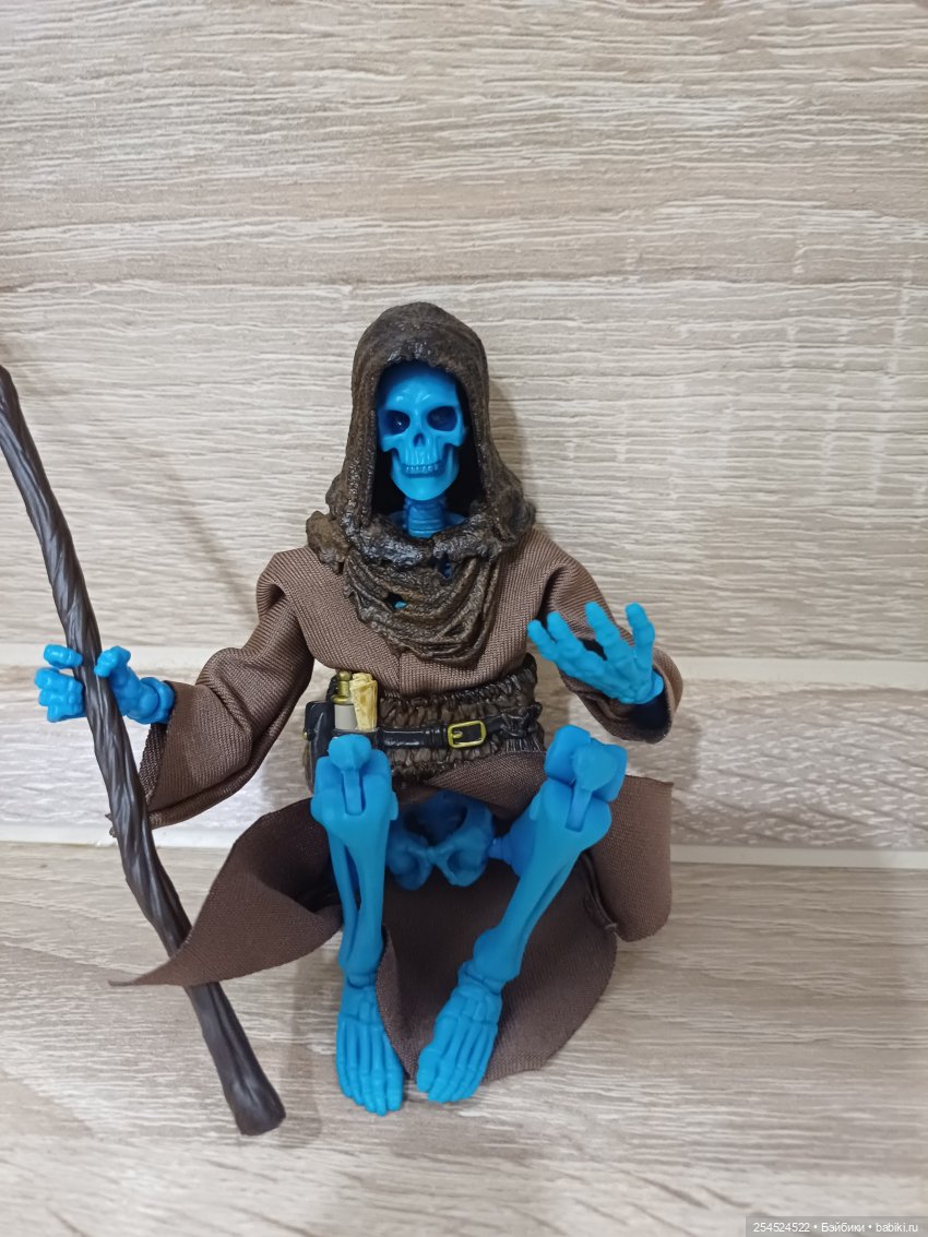 Мой новый житель - скелет Грим