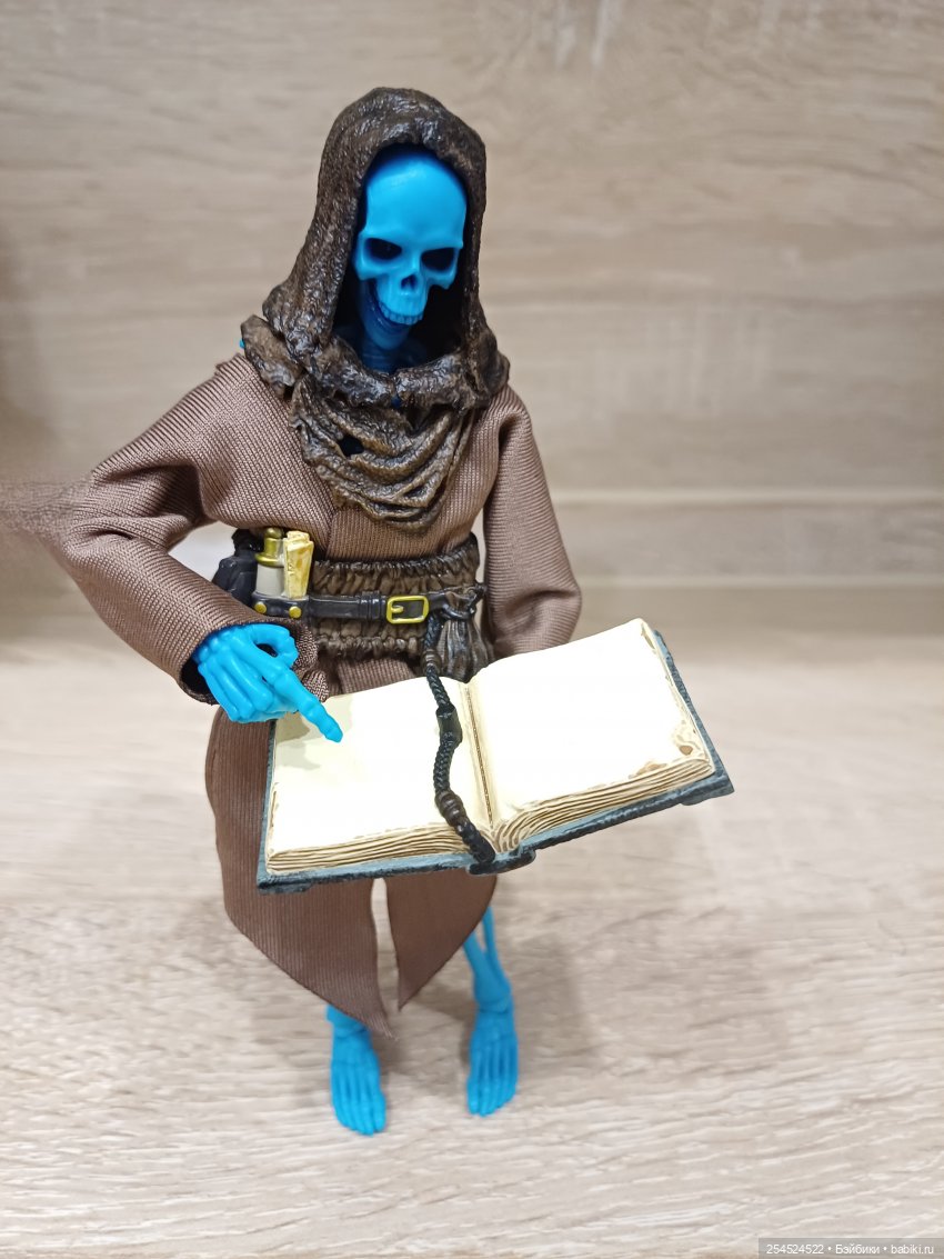 Мой новый житель - скелет Грим