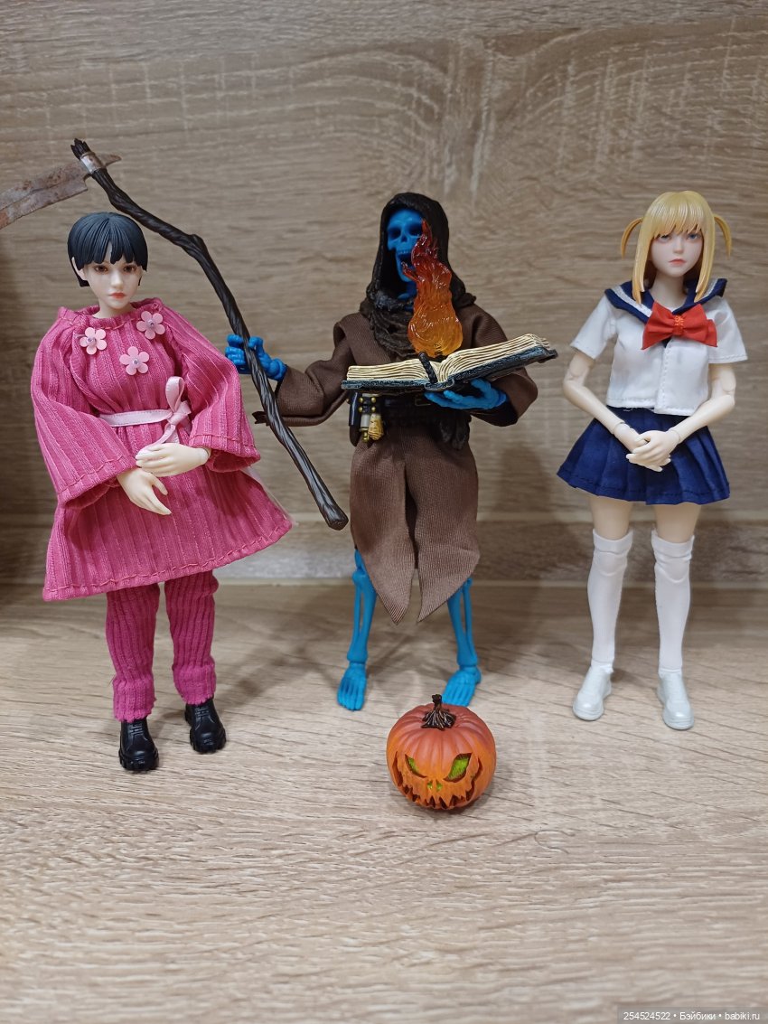 Мой новый житель - скелет Грим