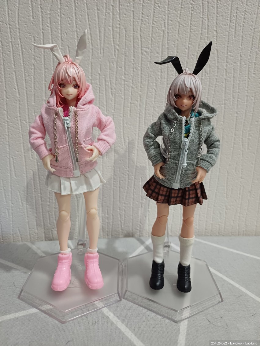 Переодевашки Фигмочек и других кукол (фото 9)