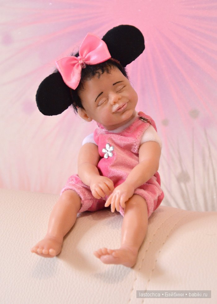 Девочка Минни Маус и малыш. Мини куклы