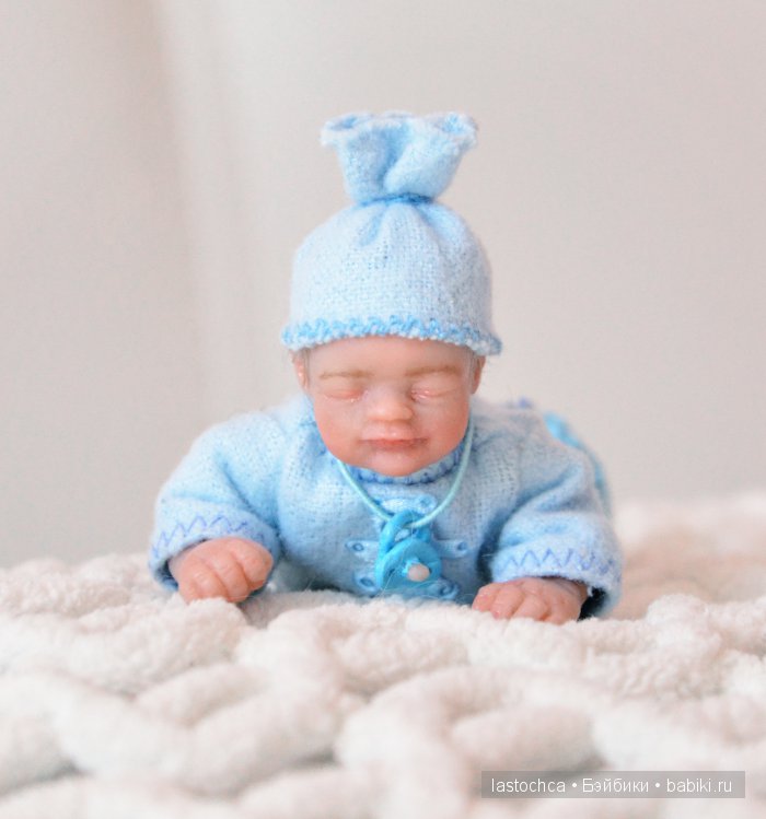 Арсений - авторская мини кукла Елены Ткаченко (фото 2)