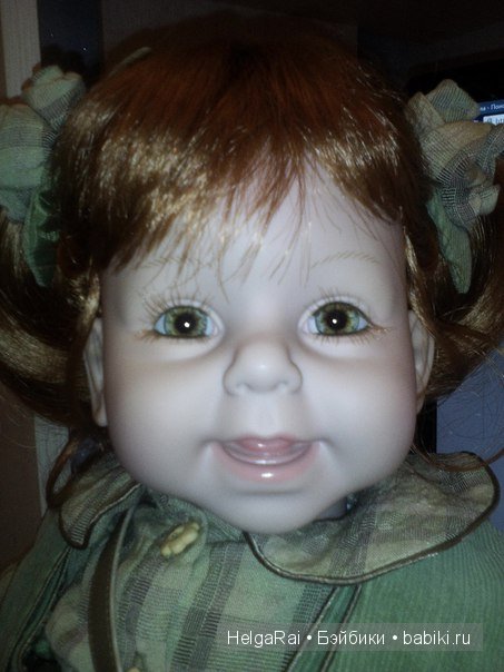 Моя прекрасная загадочная зеленоглазая Адора школьница