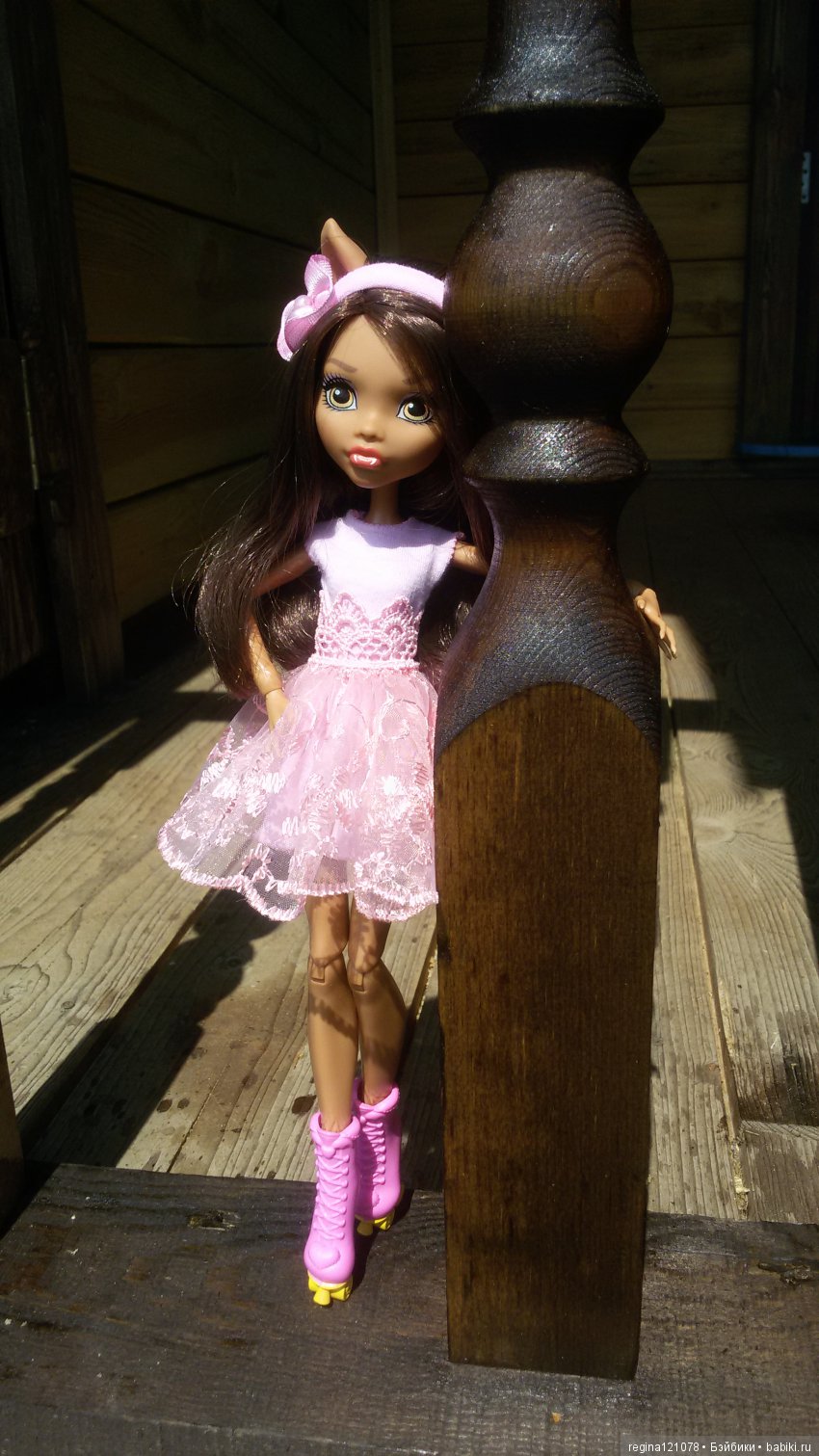 Новое платье Оками и первая садовая роза