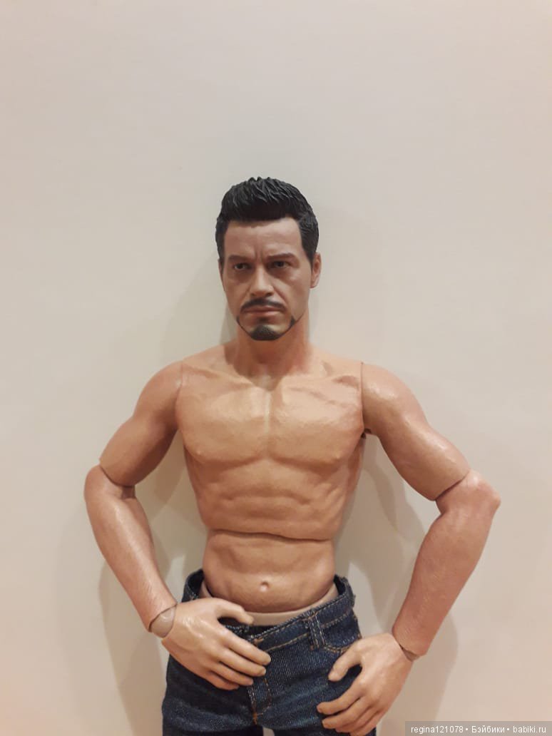 Тони Старк на День Рождения (фото 4)