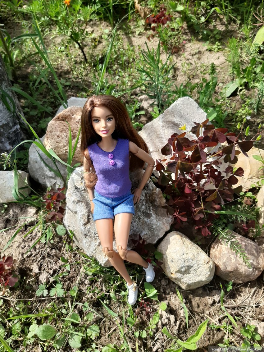 Тони и Есения на прогулке