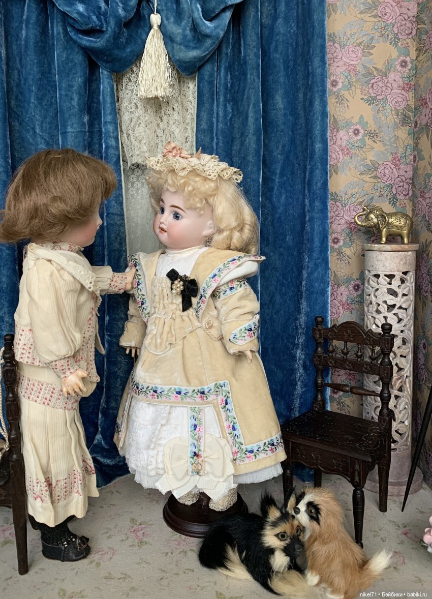 Добро пожаловать в салон модного платья