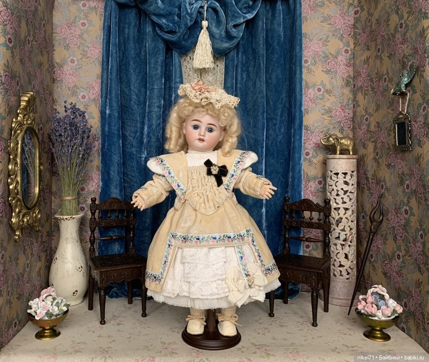 Добро пожаловать в салон модного платья