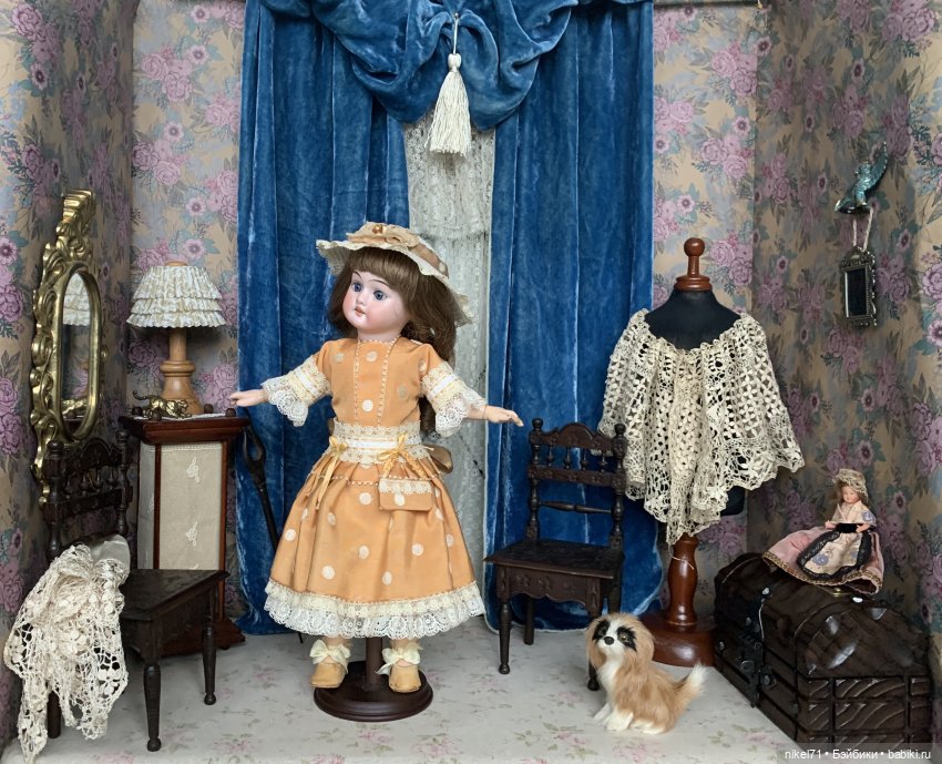 Добро пожаловать в салон модного платья