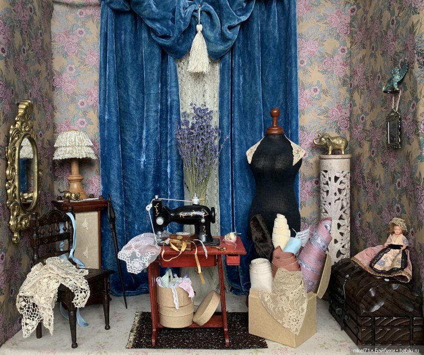 Добро пожаловать в салон модного платья