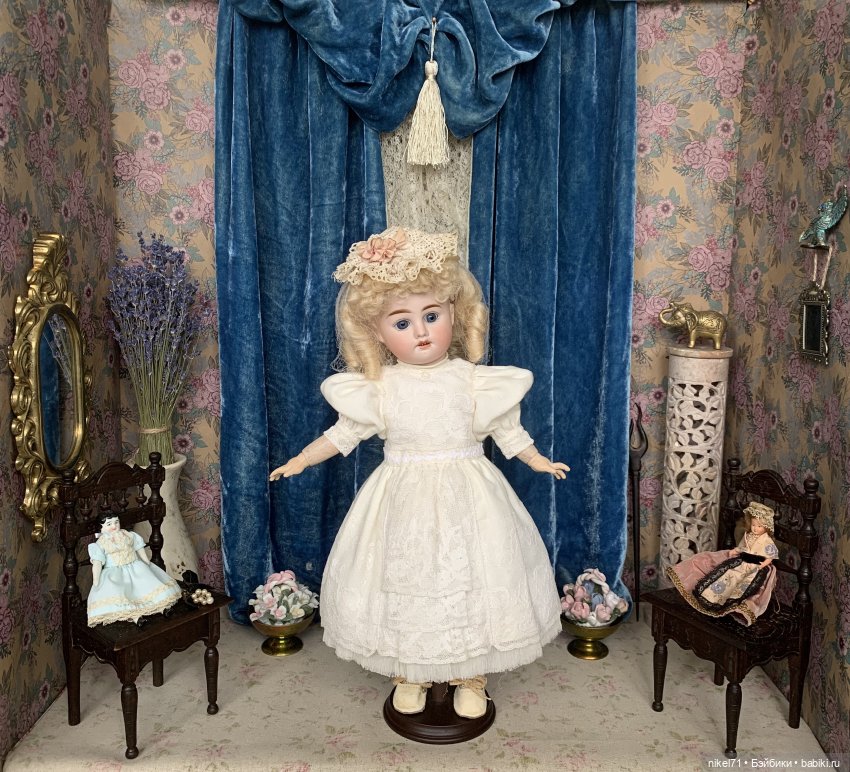 Добро пожаловать в салон модного платья