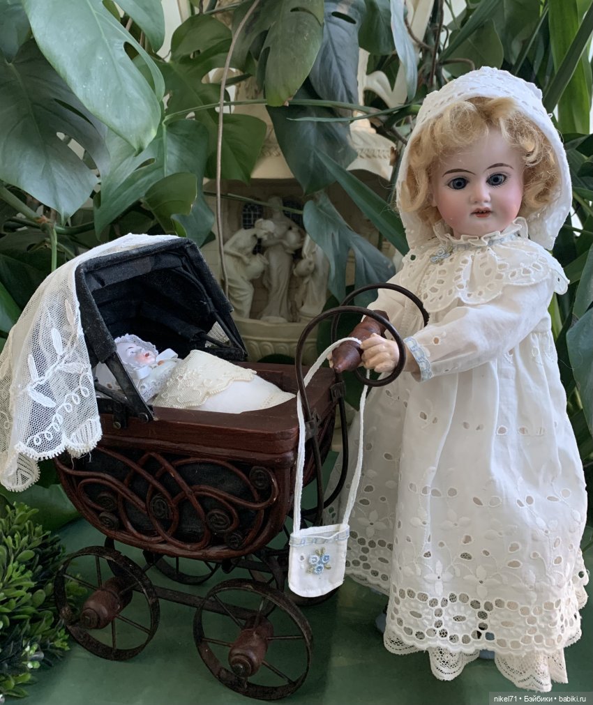 Дочки-матери — Редкие антикварные куклы и реплики: воск (фото 3)