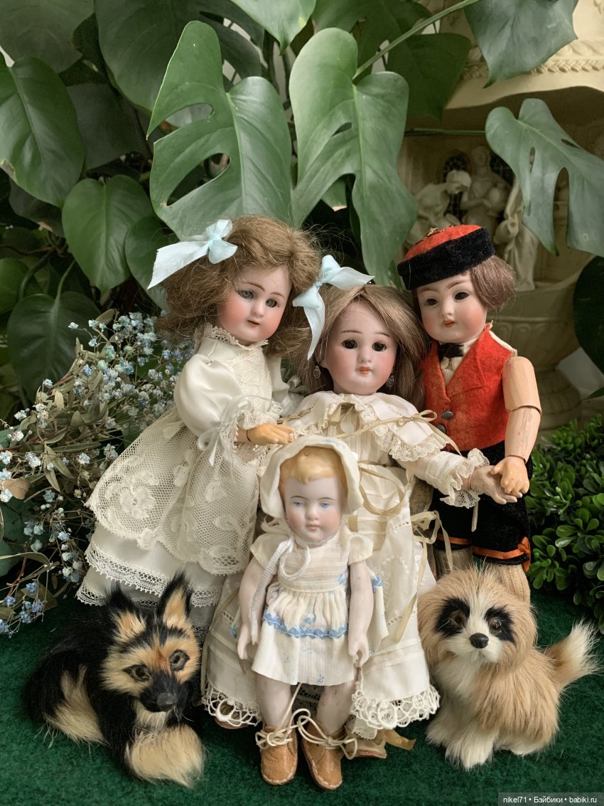 Дочки-матери — Редкие антикварные куклы и реплики: воск