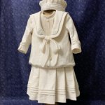 Костюм для антикварной куклы