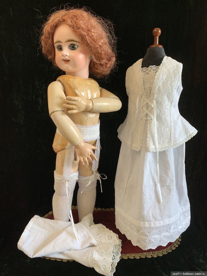 Костюм для модной куклы на бис (фото 5)