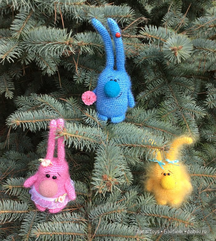 Пасхальные кролики. Игрушки вязанные крючком (фото 4)