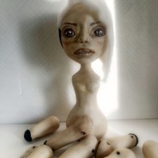 Ещё не ангел... ещё в раздумьях