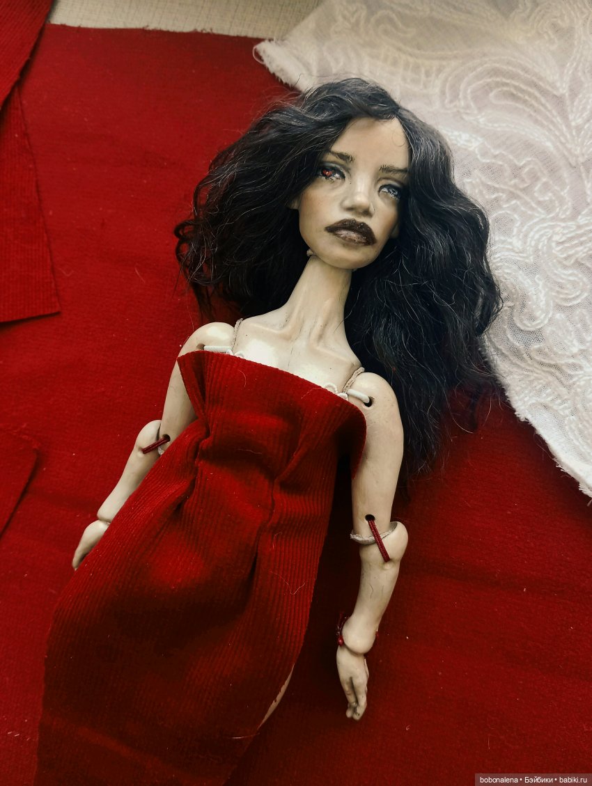 Февраль. Швейная мастерская