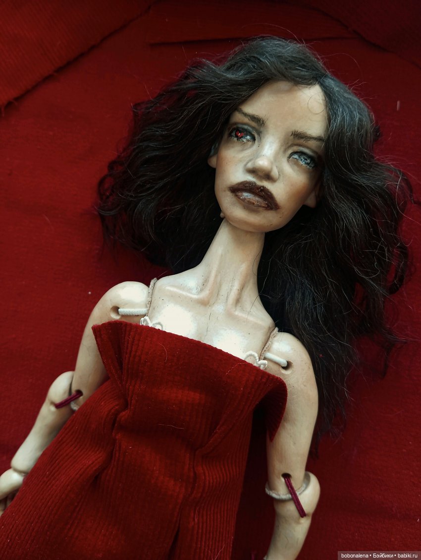 Февраль. Швейная мастерская