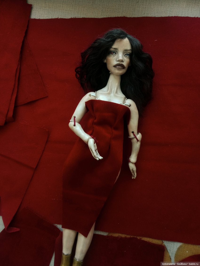 Февраль. Швейная мастерская