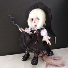 Маленькая ведьмочка