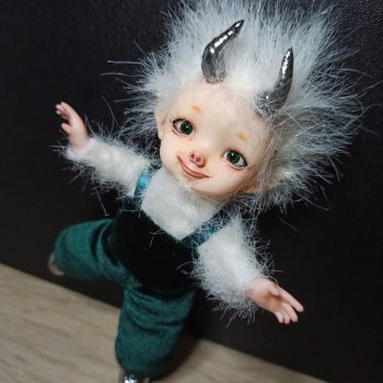 Чертëнок приносящий удачу