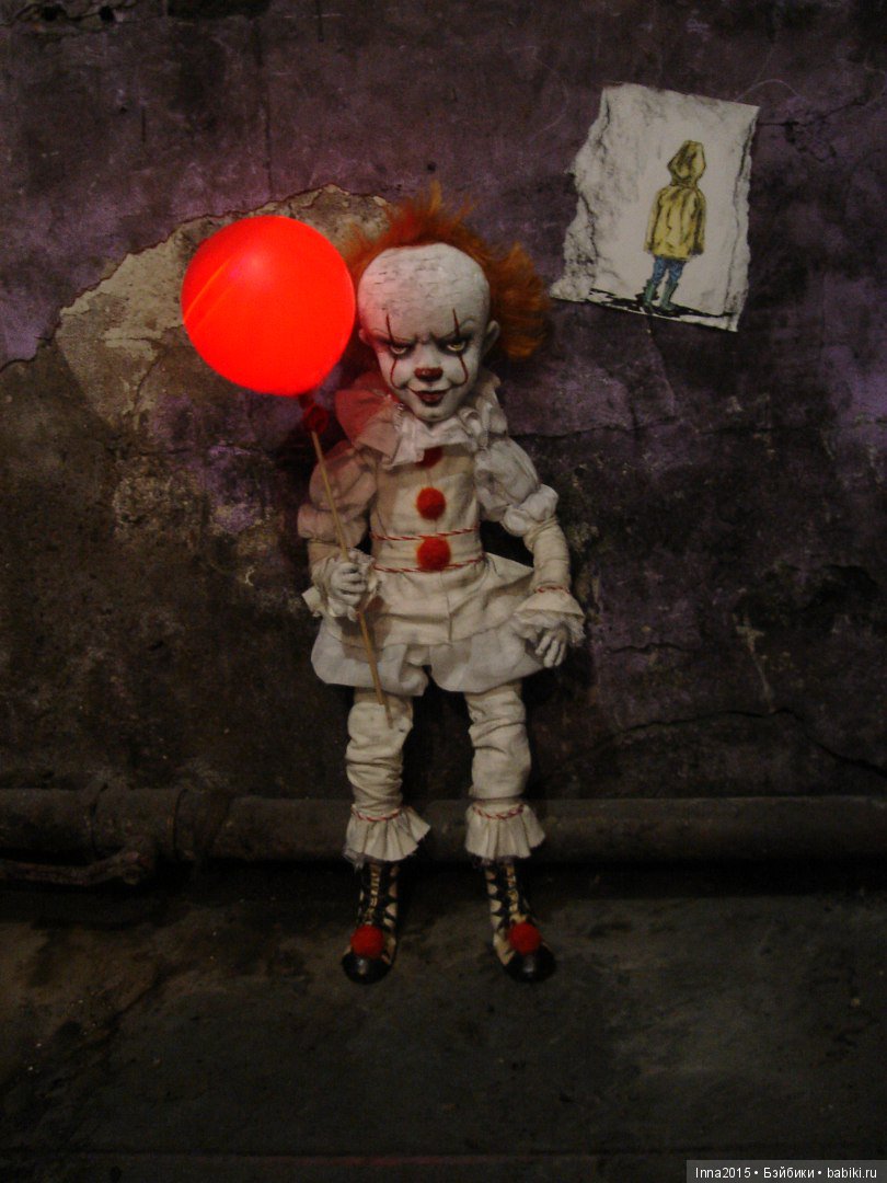 Есть только миг между прошлым и будущим