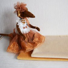 Крыска Лариска представляет