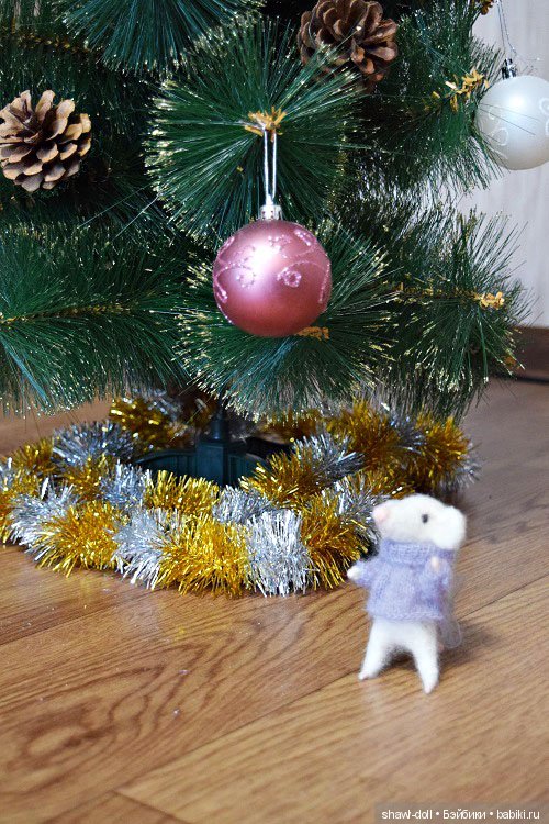 Мышонок и новогодний шар — Домашние фото авторских игрушек: Тедди (фото 2)