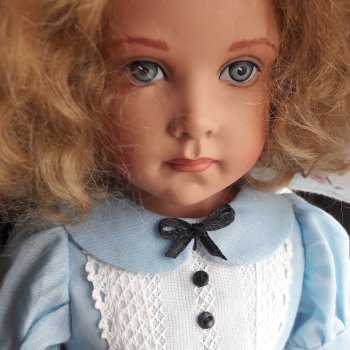 Ах эта Соня в голубом...